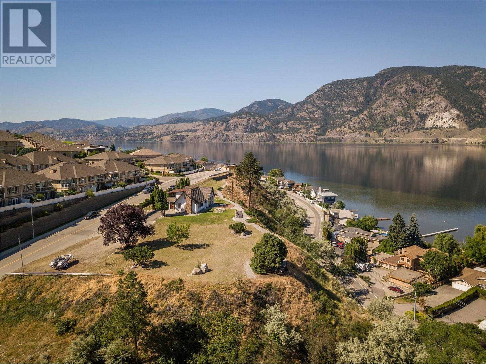 3921 Finnerty Road, Penticton, British Columbia  V2A 8W1 - Photo 4 - 10339745