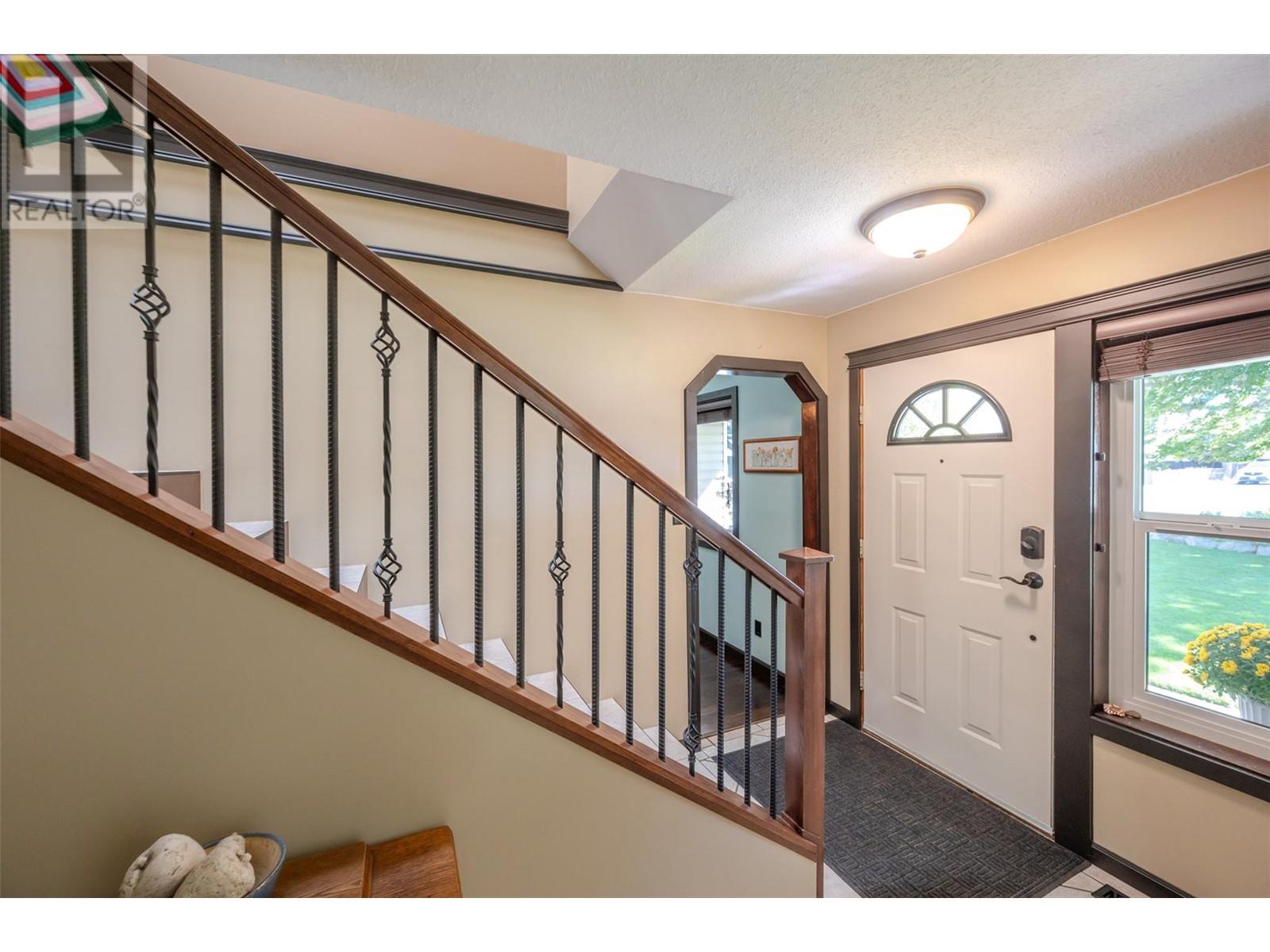 10112 Beavis Place, Summerland, British Columbia  V0H 1Z2 - Photo 26 - 10340162