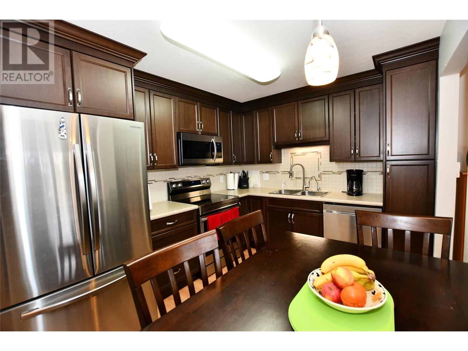 130 Abbott Street Unit# 212, Penticton, British Columbia  V2A 8P3 - Photo 4 - 10340036