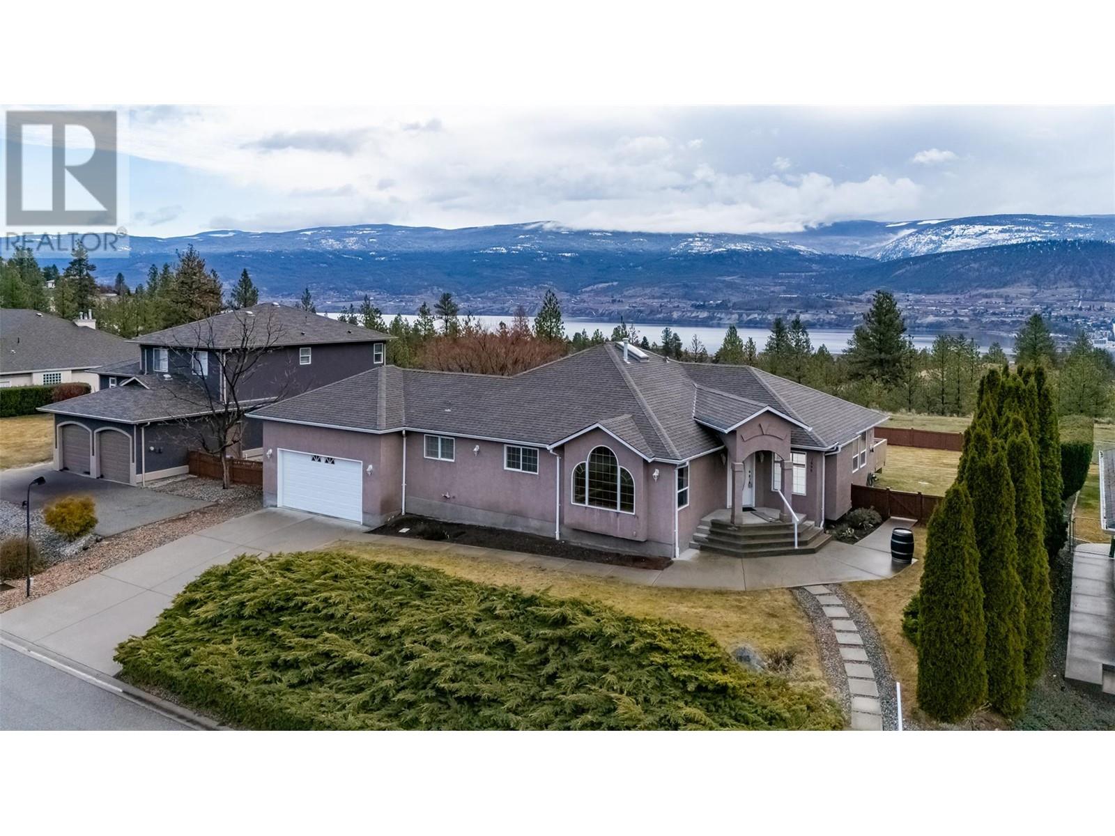 1893 Sandstone Drive, Penticton, British Columbia  V2A 8Y6 - Photo 1 - 10339755