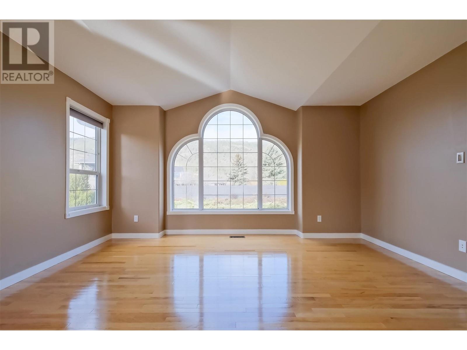 1893 Sandstone Drive, Penticton, British Columbia  V2A 8Y6 - Photo 2 - 10339755