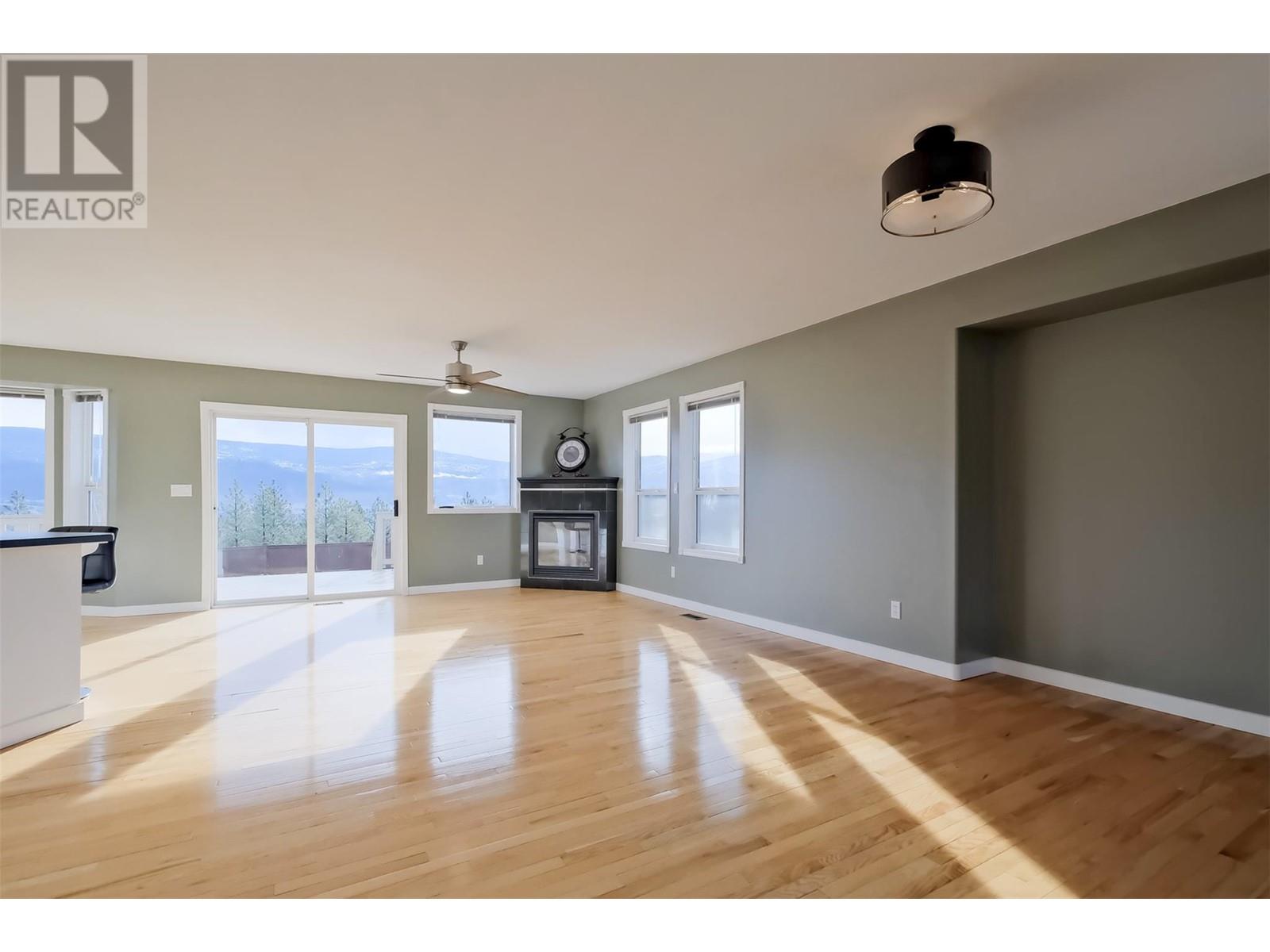 1893 Sandstone Drive, Penticton, British Columbia  V2A 8Y6 - Photo 24 - 10339755