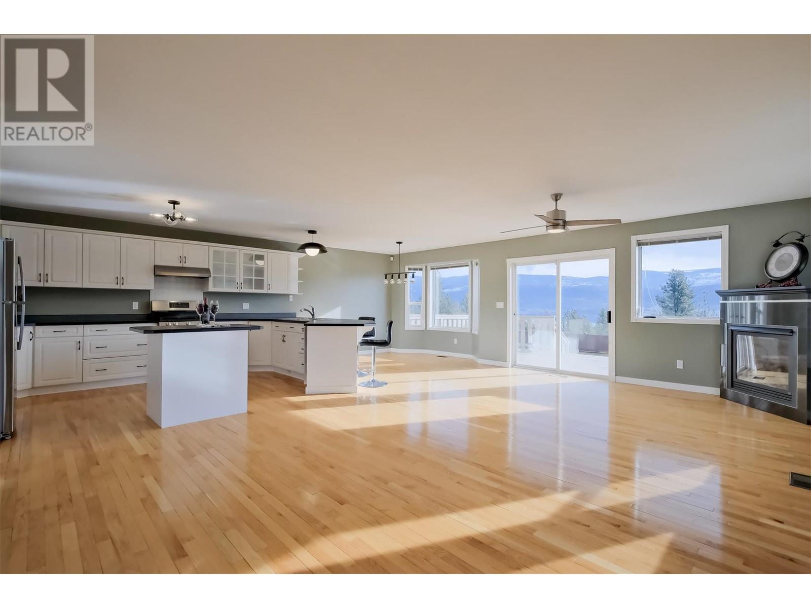 1893 Sandstone Drive, Penticton, British Columbia  V2A 8Y6 - Photo 25 - 10339755