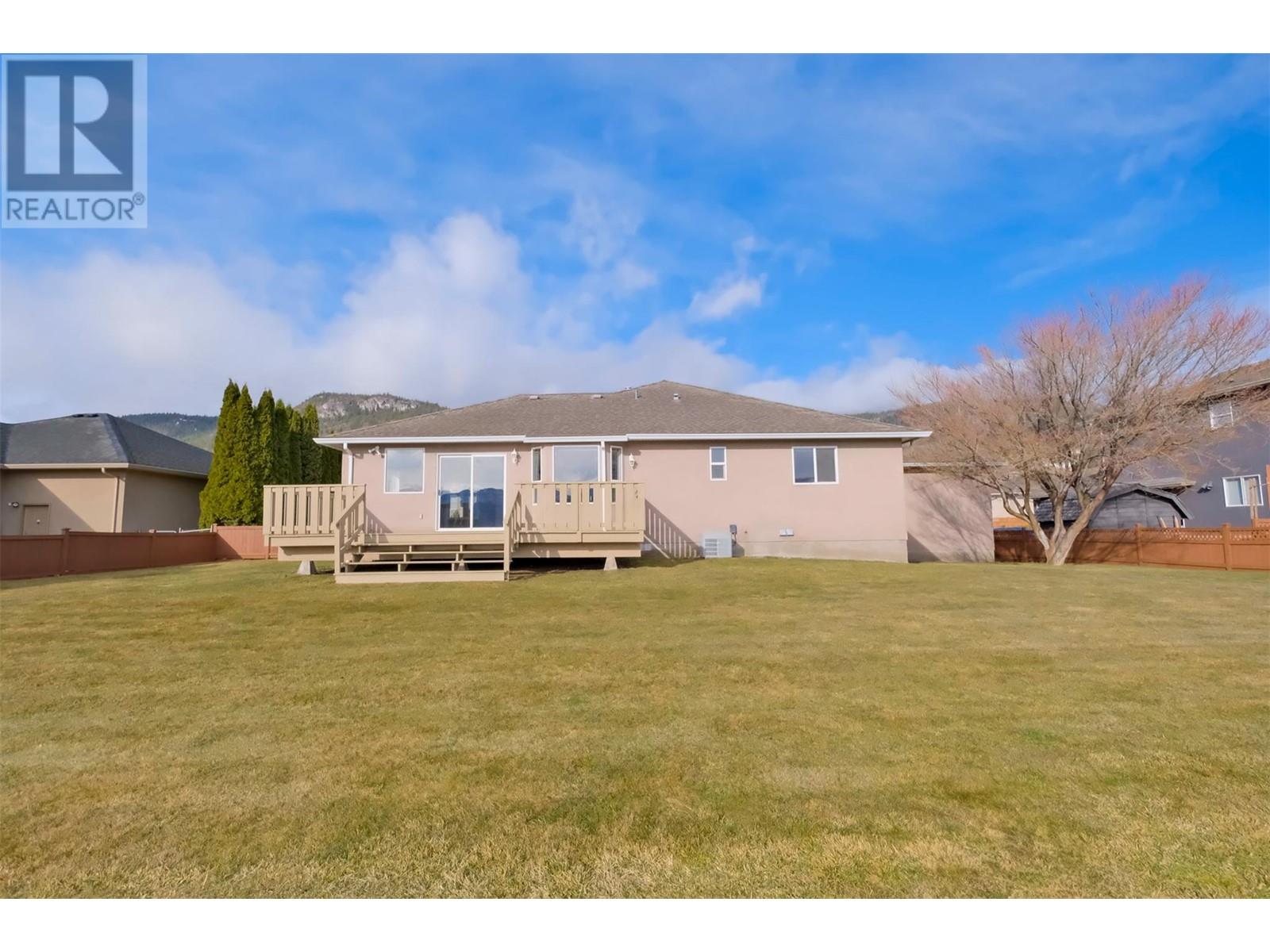 1893 Sandstone Drive, Penticton, British Columbia  V2A 8Y6 - Photo 70 - 10339755