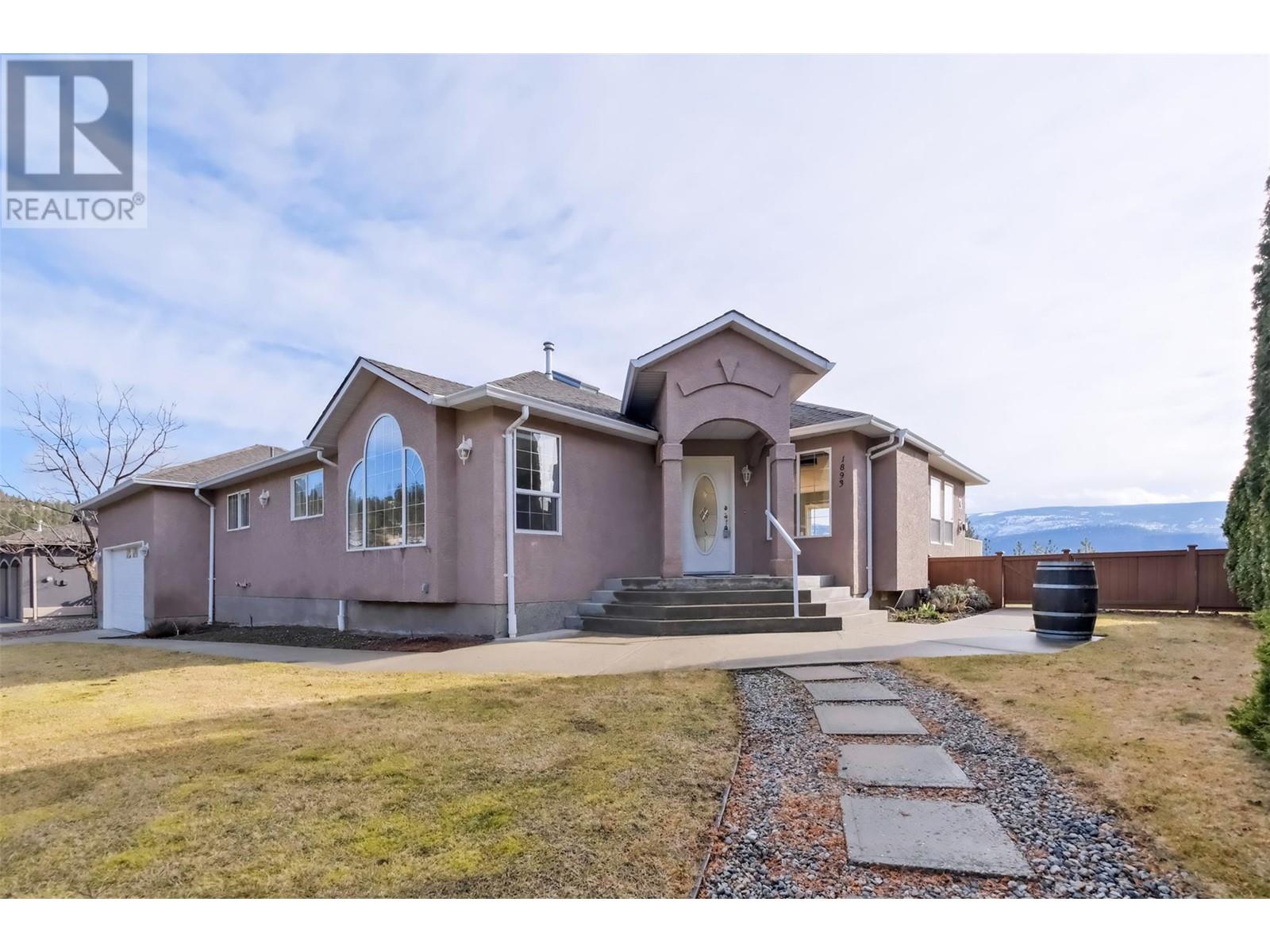 1893 Sandstone Drive, Penticton, British Columbia  V2A 8Y6 - Photo 75 - 10339755