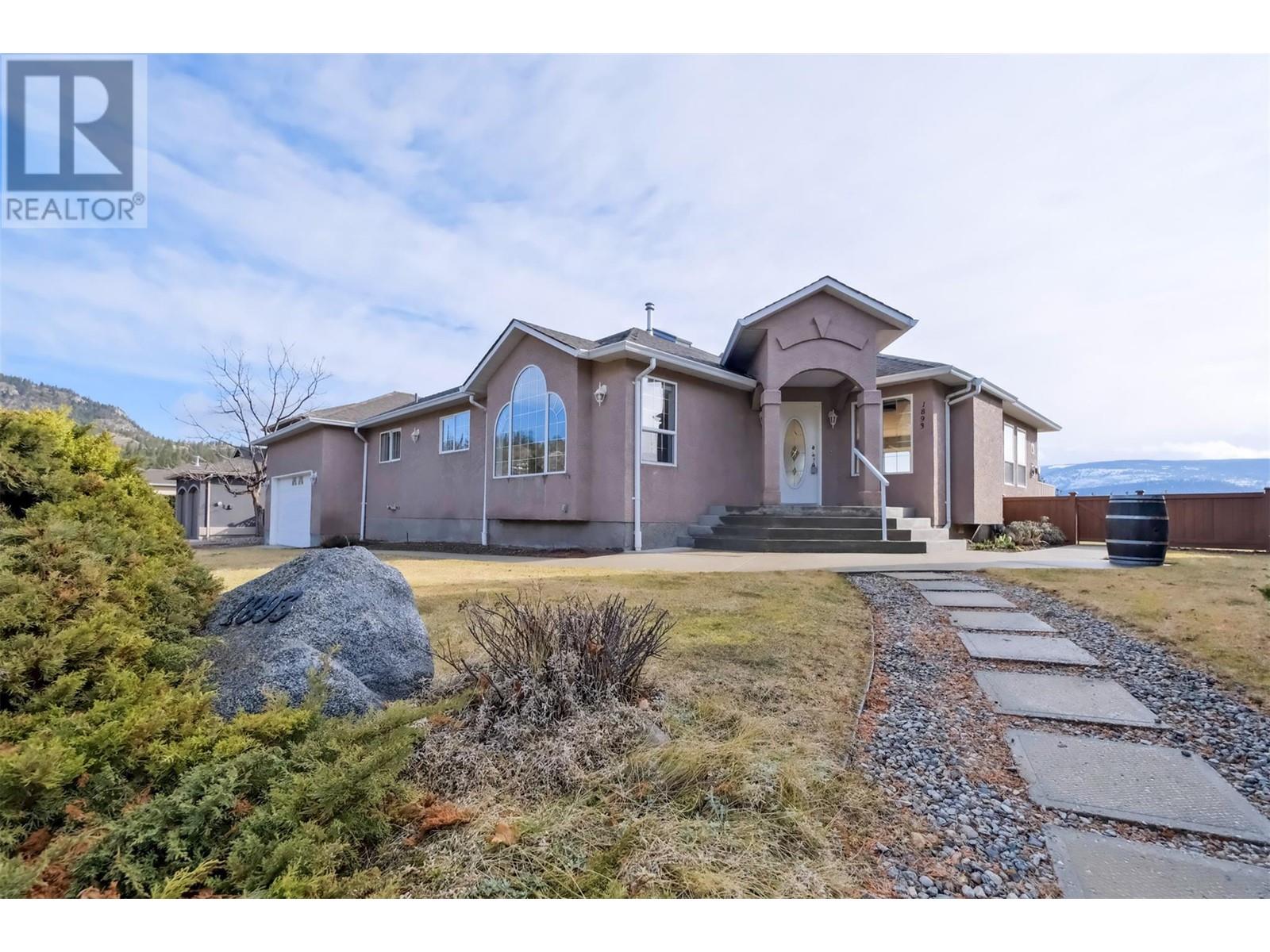 1893 Sandstone Drive, Penticton, British Columbia  V2A 8Y6 - Photo 77 - 10339755
