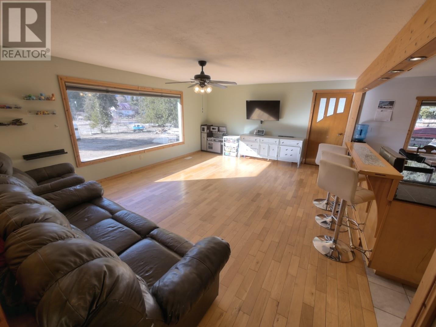 117 Lakeview Park Road, Burton, British Columbia  V0G 1R0 - Photo 8 - 10339526