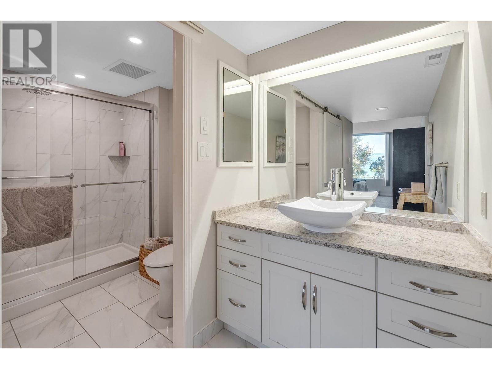 86 Lakeshore Drive Unit# 202, Penticton, British Columbia  V2A 1B5 - Photo 19 - 10340067