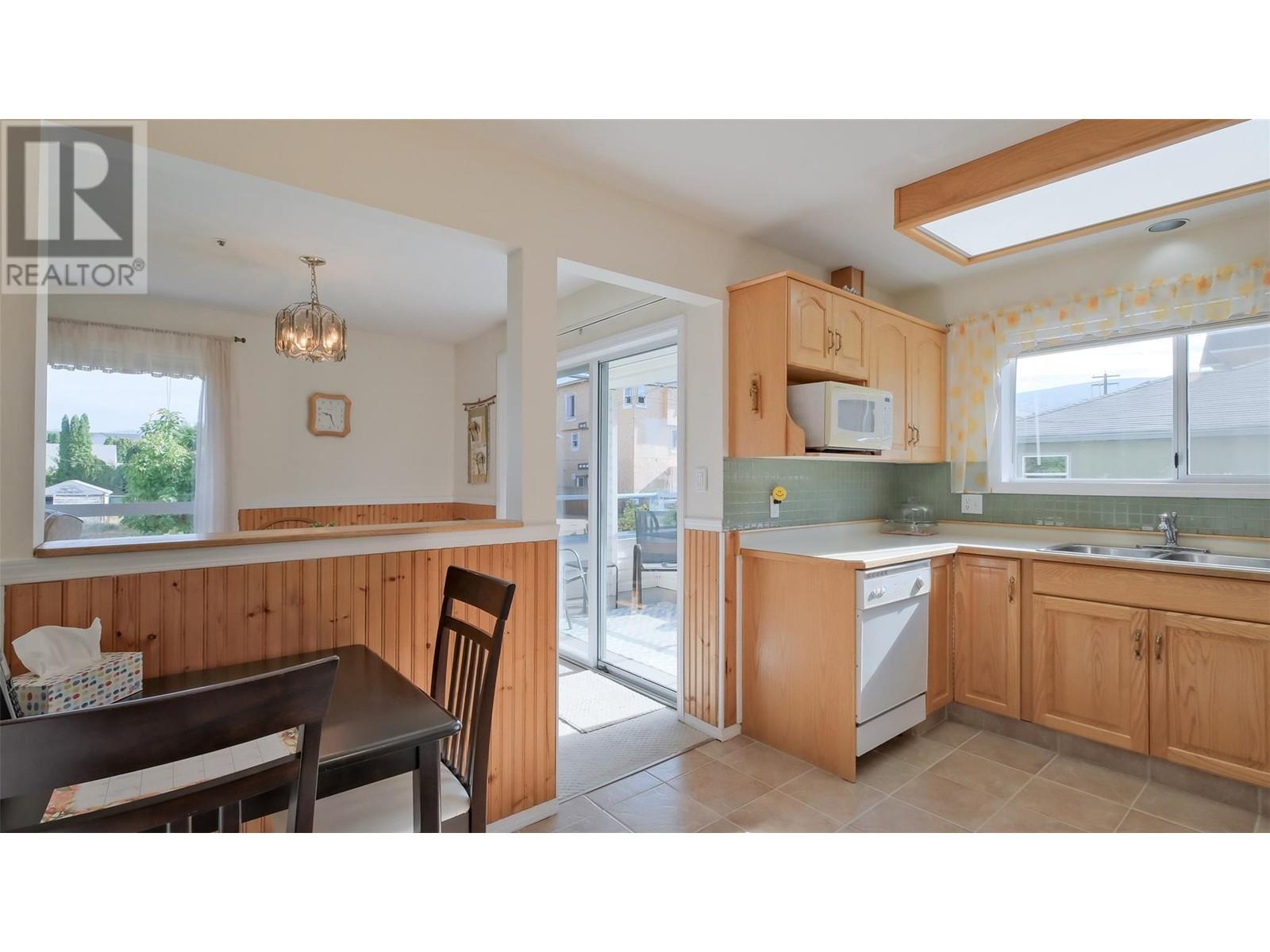 920 Argyle Street Unit# 101, Penticton, British Columbia  V2A 5P2 - Photo 4 - 10340307