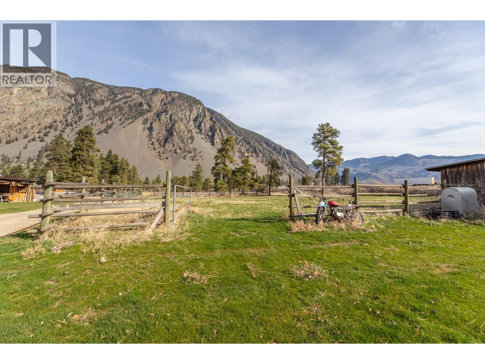 3210 / 3208 Cory Road, Keremeos, British Columbia  V0H 1N0 - Photo 34 - 10339386