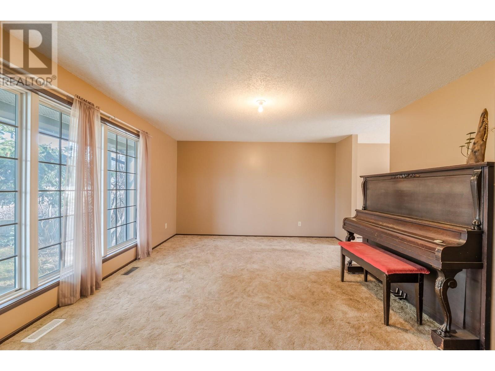172 Westview Drive, Penticton, British Columbia  V2A 7R2 - Photo 9 - 10339267