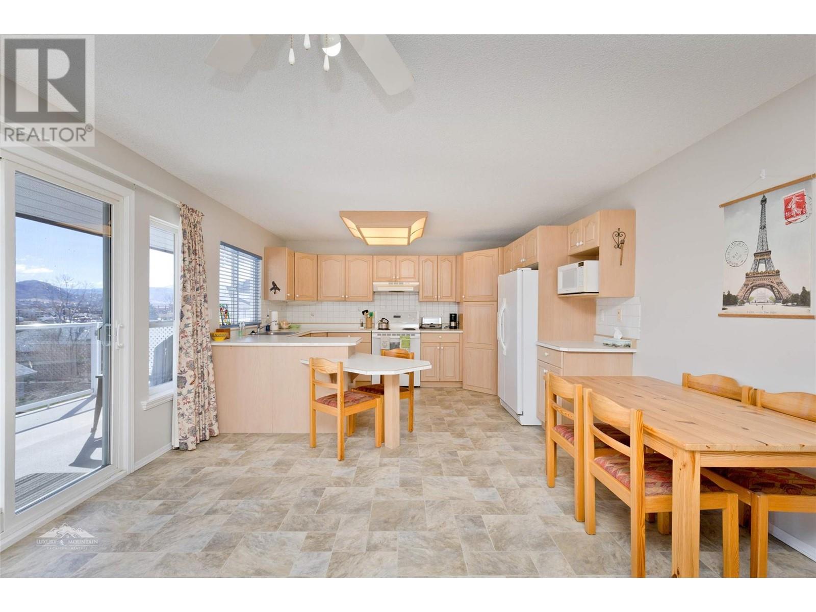 8015 87th Street, Osoyoos, British Columbia  V0H 1V2 - Photo 12 - 10340399