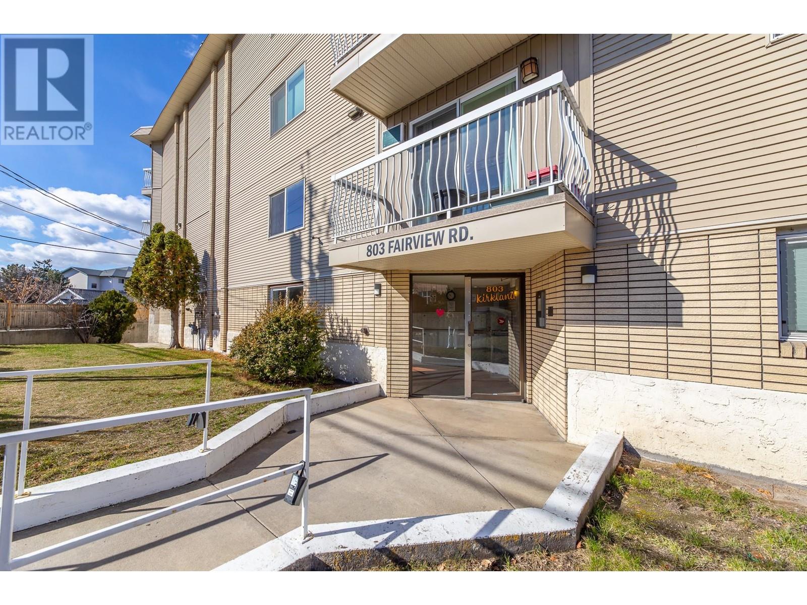 803 Fairview Road Unit# 205, Penticton, British Columbia  V2A 5Y7 - Photo 2 - 10340247