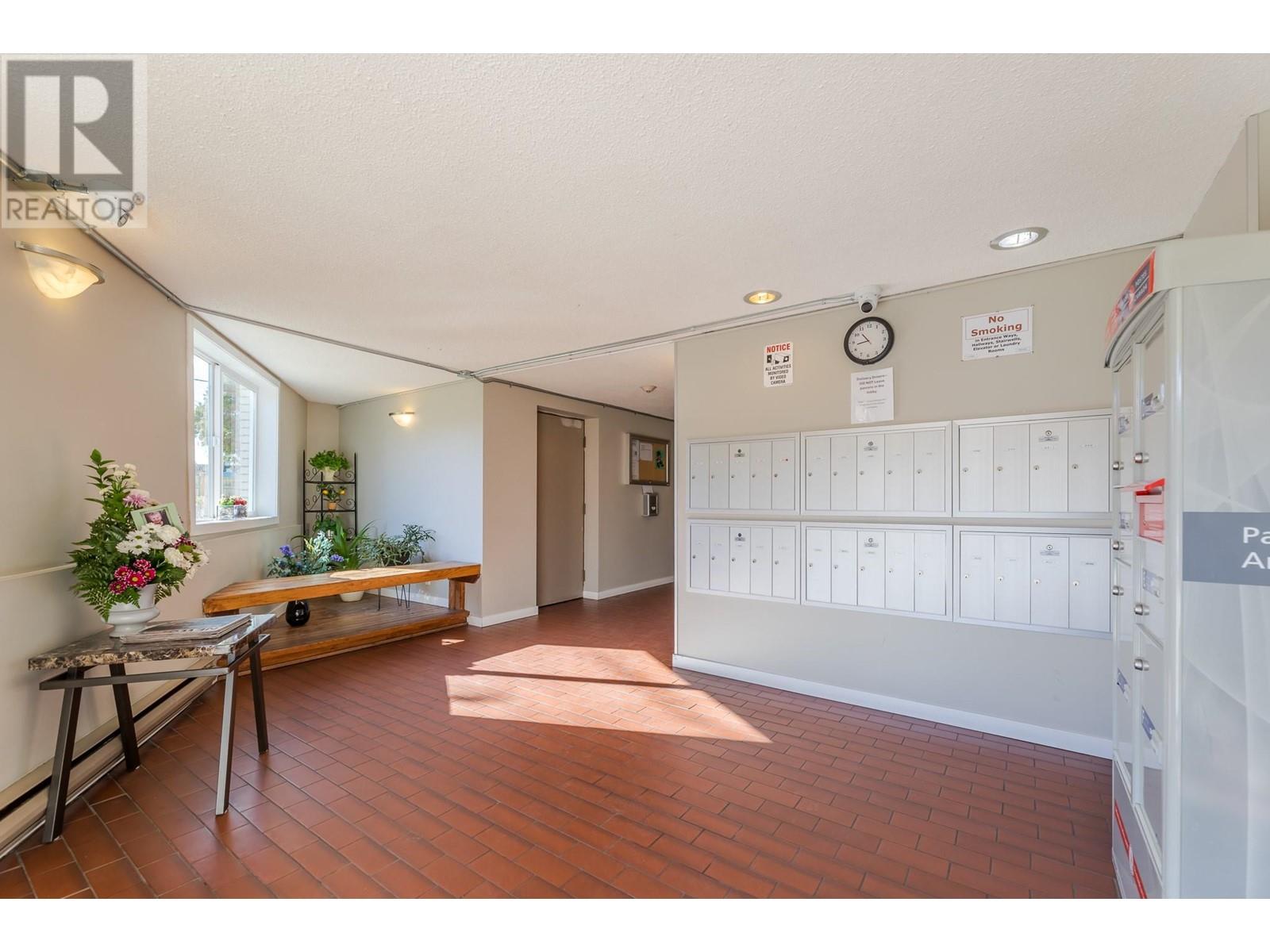 803 Fairview Road Unit# 205, Penticton, British Columbia  V2A 5Y7 - Photo 3 - 10340247
