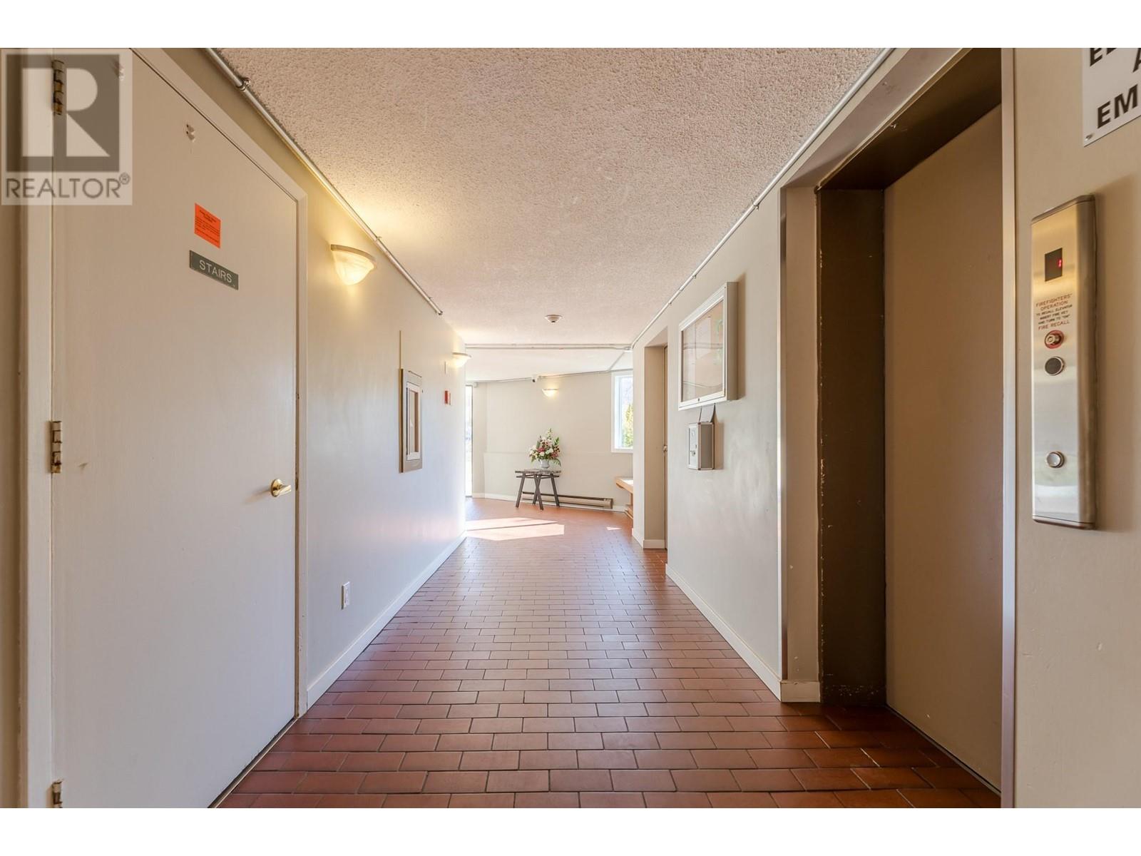 803 Fairview Road Unit# 205, Penticton, British Columbia  V2A 5Y7 - Photo 5 - 10340247