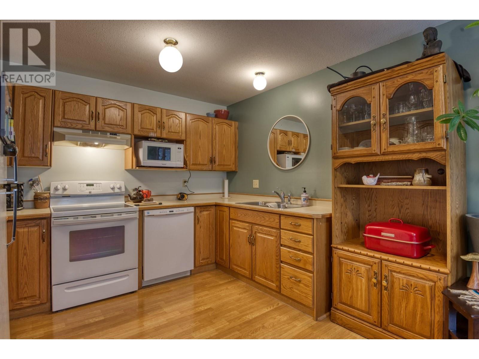 1076 Dynes Avenue Unit# 103, Penticton, British Columbia  V2A 1G1 - Photo 10 - 10339765