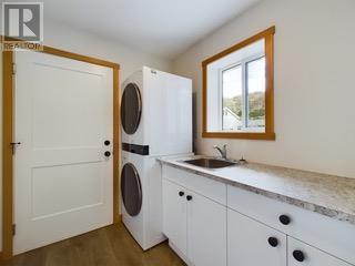 555 Earle Crescent, Oliver, British Columbia  V0H 1T0 - Photo 8 - 10340303