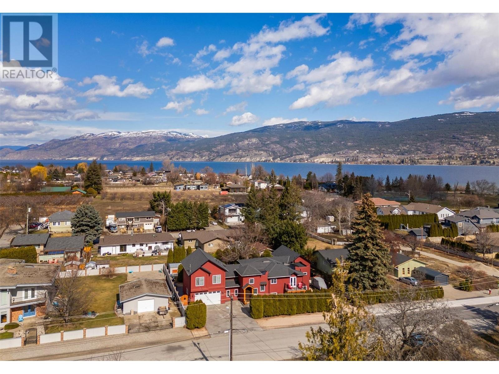 1506 Johnson Street, Summerland, British Columbia  V0H 1Z9 - Photo 2 - 10340418