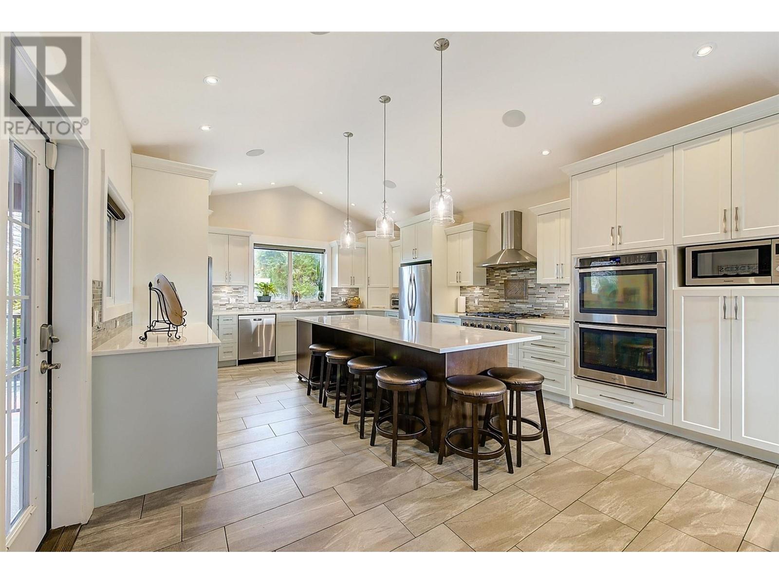 1506 Johnson Street, Summerland, British Columbia  V0H 1Z9 - Photo 5 - 10340418