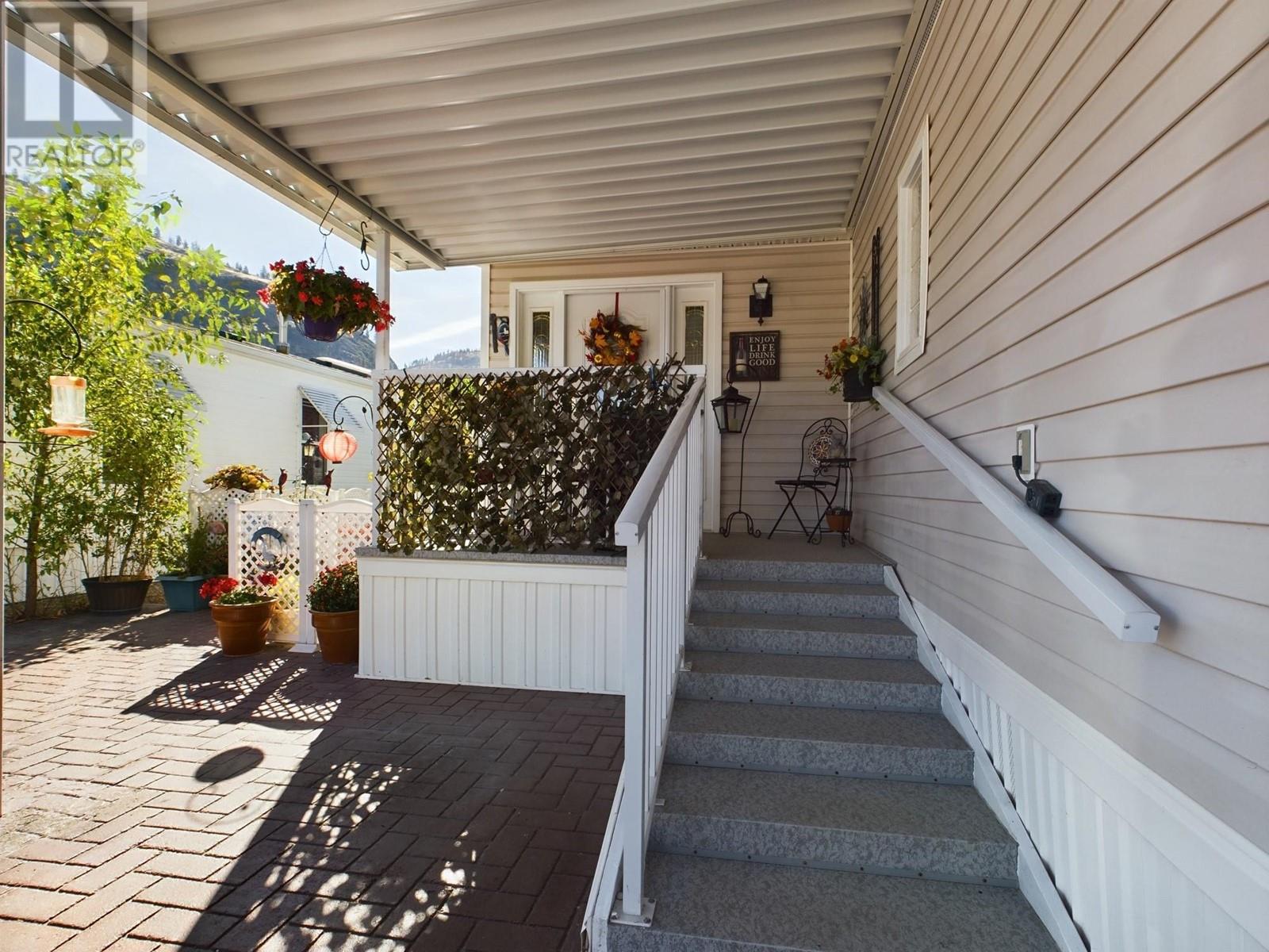 8598 97 Highway Unit# 28, Oliver, British Columbia  V0H 1T2 - Photo 10 - 10340387