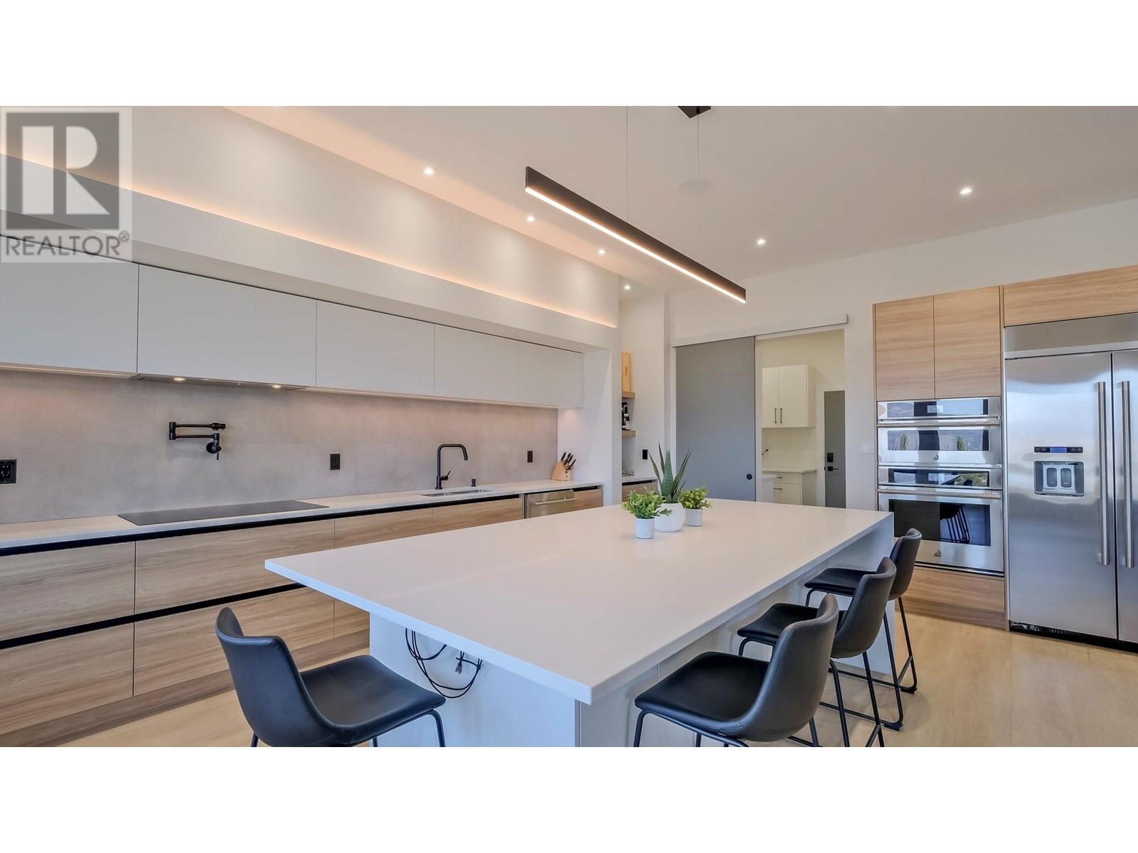 182 Avery Place, Penticton, British Columbia  V2A 0B4 - Photo 18 - 10340514