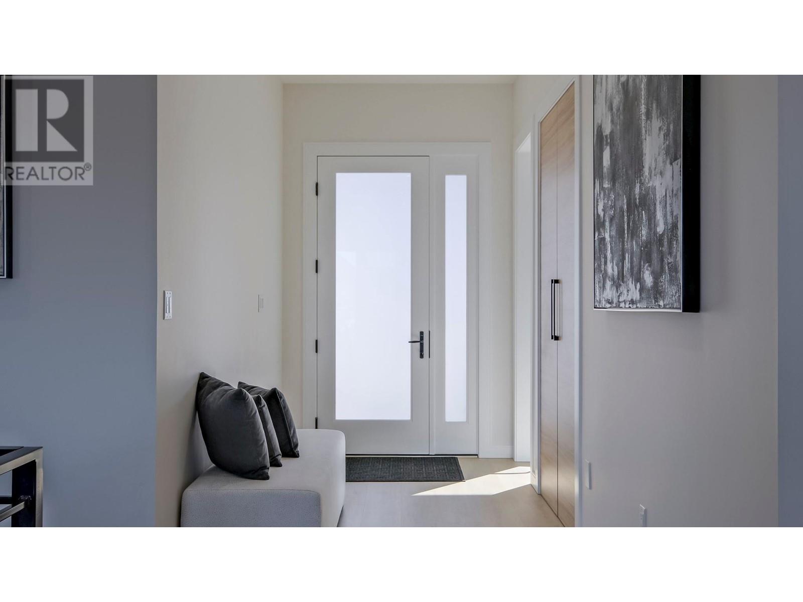 182 Avery Place, Penticton, British Columbia  V2A 0B4 - Photo 36 - 10340514