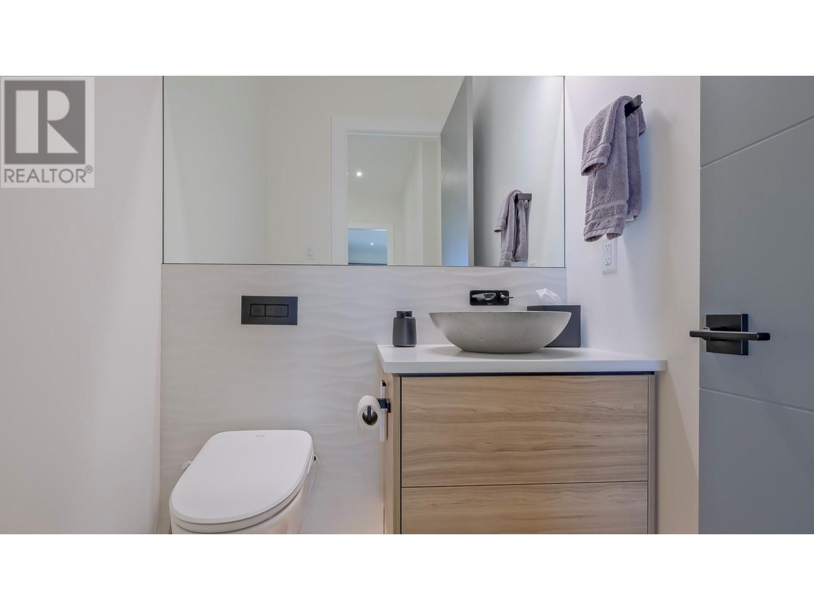 182 Avery Place, Penticton, British Columbia  V2A 0B4 - Photo 46 - 10340514