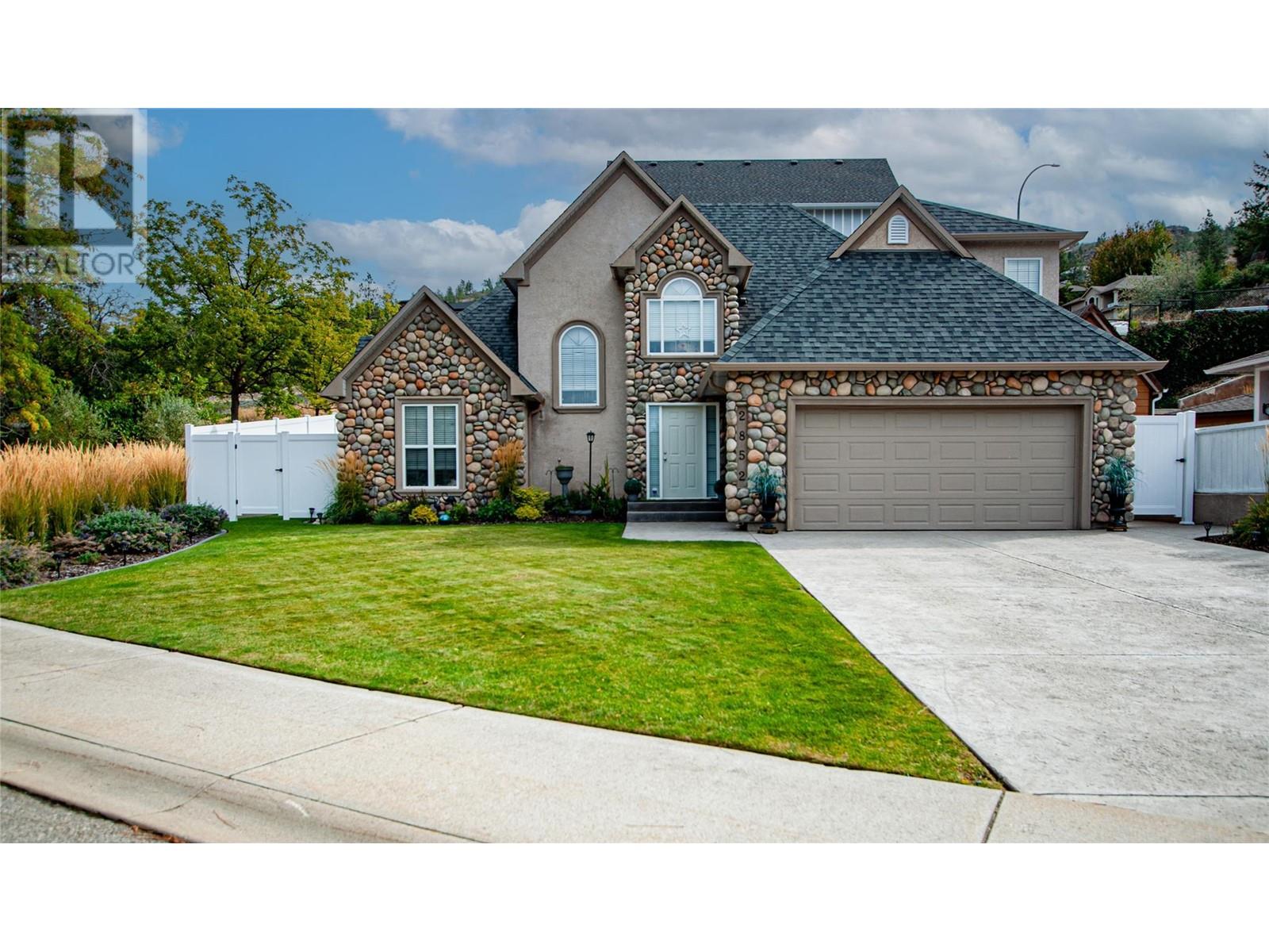 2852 Juniper Drive, Penticton, British Columbia  V2A 9B4 - Photo 1 - 10340490