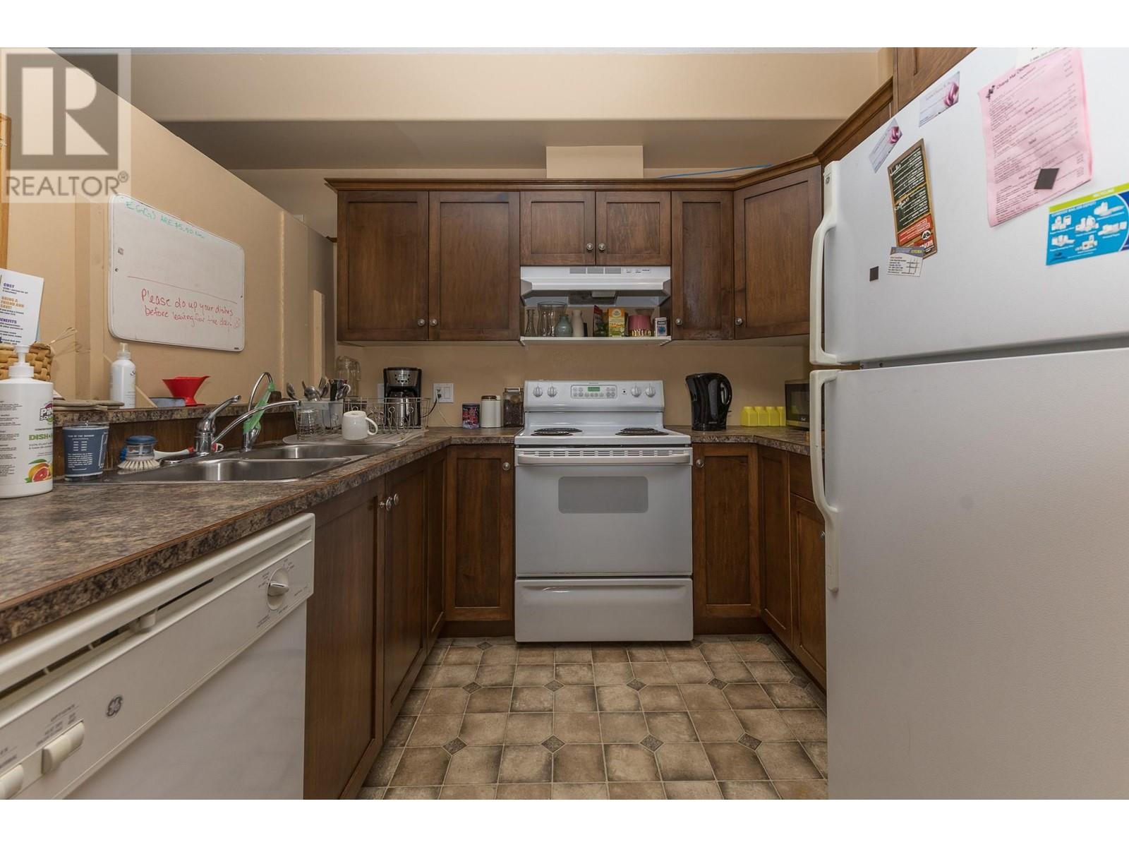 140 Harbourfront Drive Ne Unit# 2 Lot# 2, Salmon Arm, British Columbia  V1E 2T3 - Photo 7 - 10339498