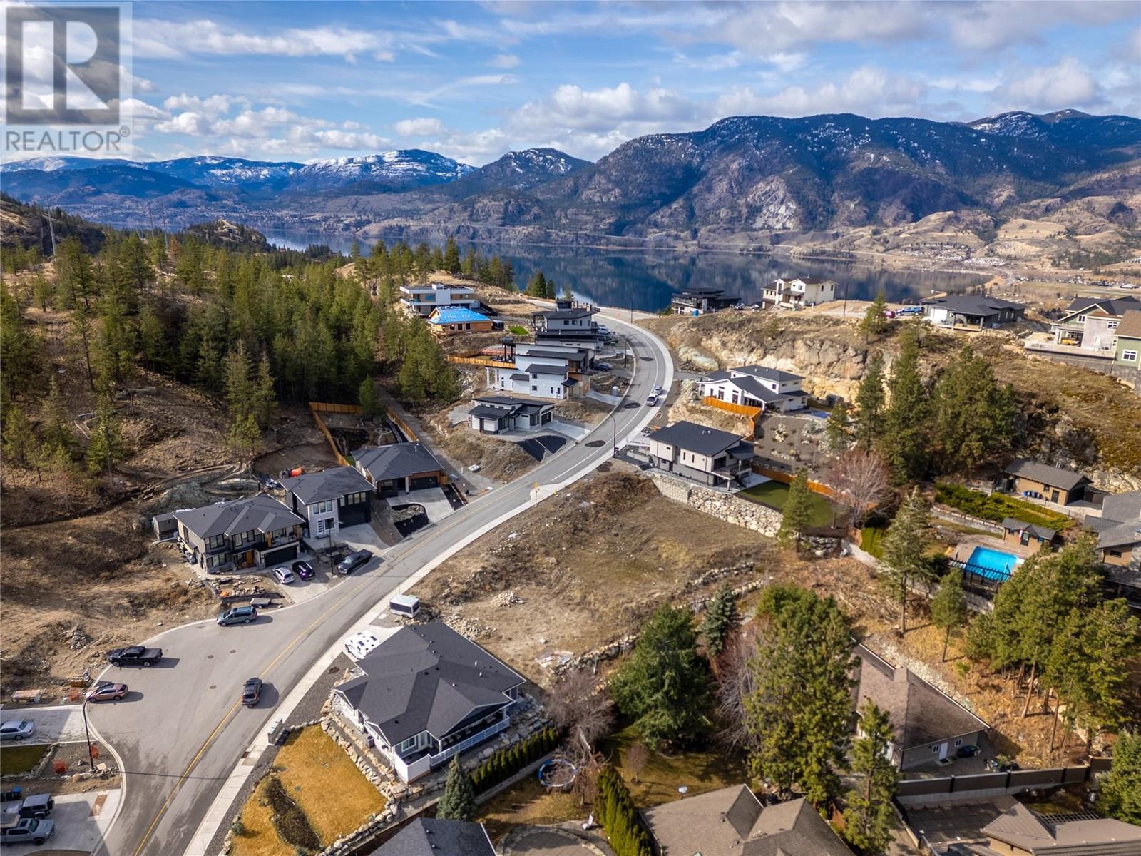 3247 Evergreen Drive, Penticton, British Columbia  V2A 0H9 - Photo 10 - 10340317