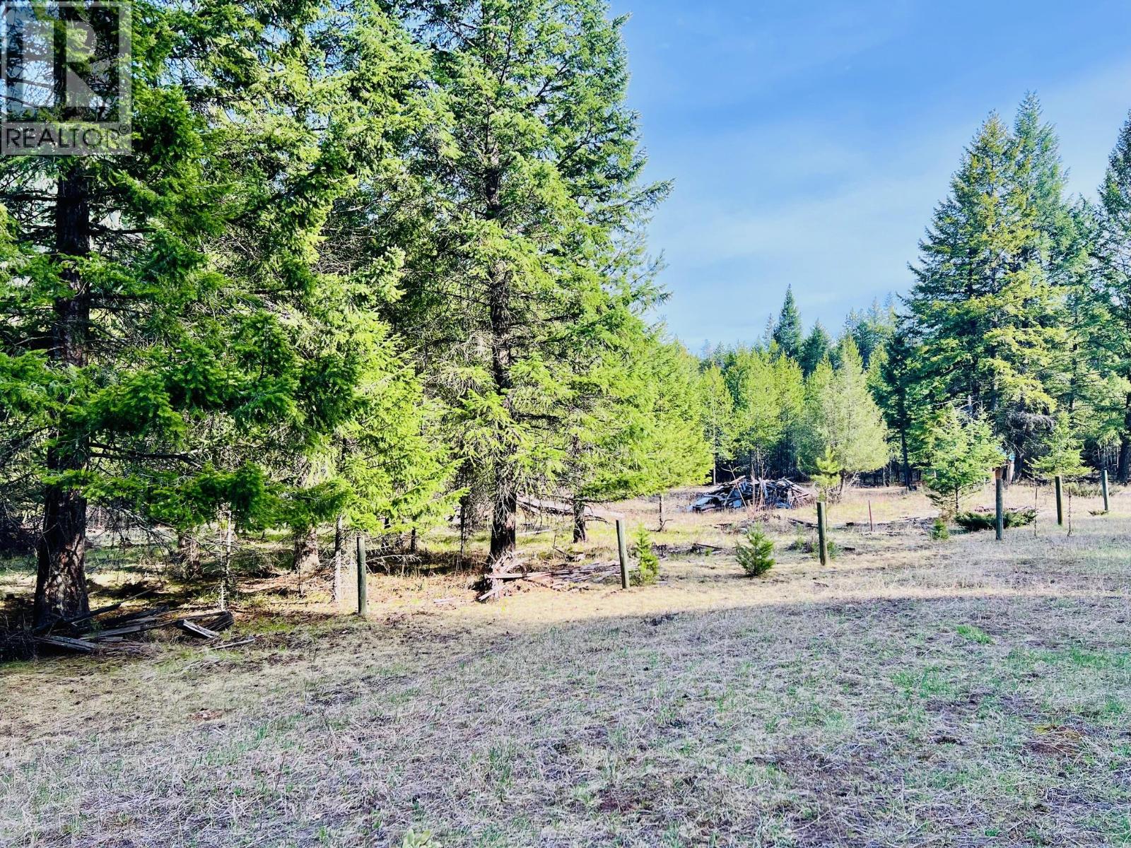 6914 95 Highway, Kingsgate, British Columbia  V0B 1V1 - Photo 35 - 10340397