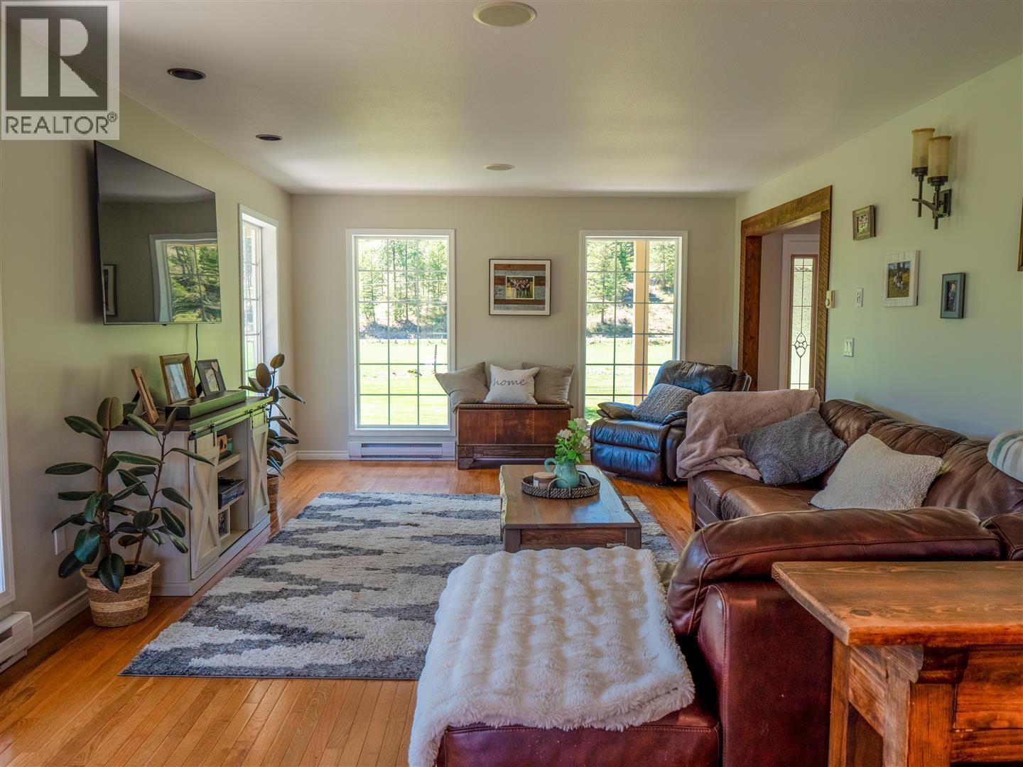 5284 Christian Valley Road, Westbridge, British Columbia  V0H 2B0 - Photo 16 - 10340630