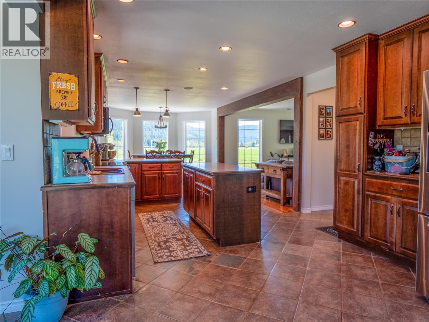 5284 Christian Valley Road, Westbridge, British Columbia  V0H 2B0 - Photo 21 - 10340630