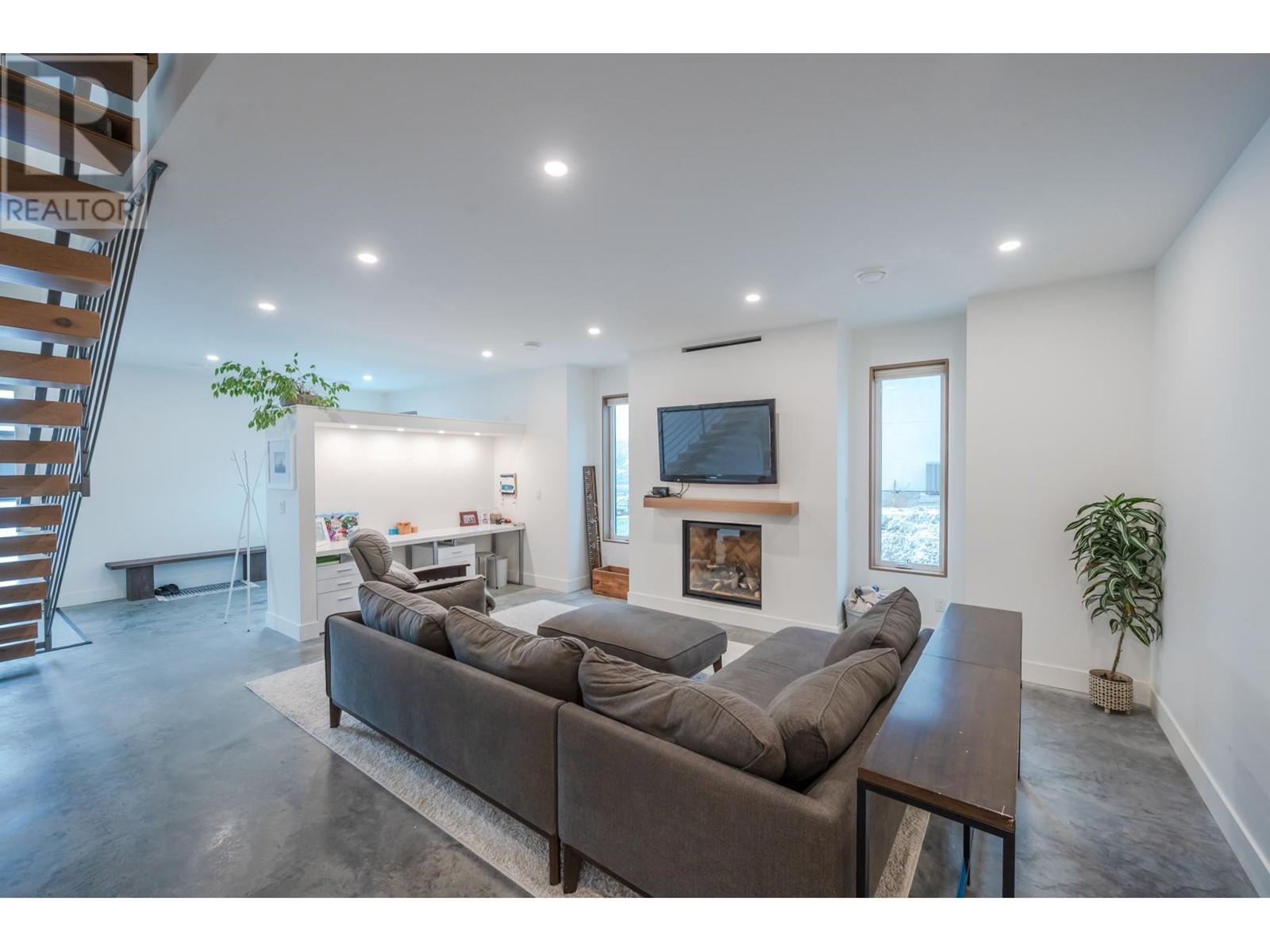 1949 Harris Drive, Penticton, British Columbia  V2A 0C8 - Photo 51 - 10340533