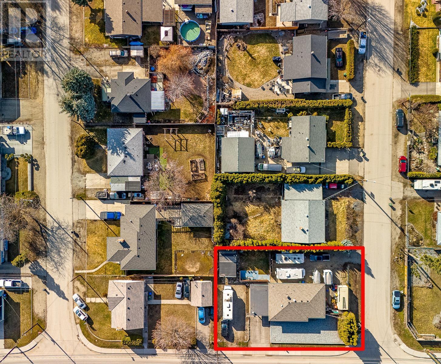 255 Leathead Road, Kelowna, British Columbia  V1X 2H9 - Photo 1 - 10340214