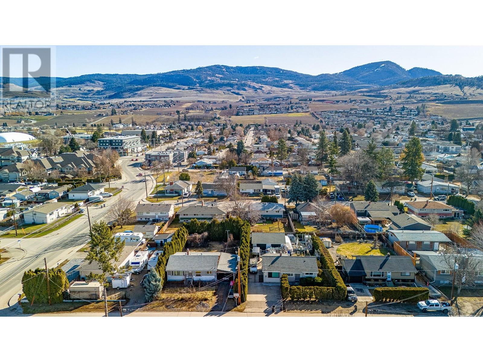 255 Leathead Road, Kelowna, British Columbia  V1X 2H9 - Photo 2 - 10340214