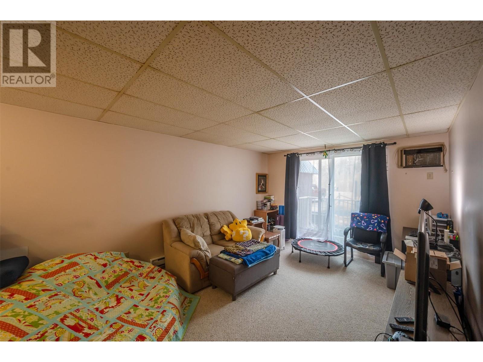 1410 Penticton Avenue Unit# 101, Penticton, British Columbia  V2A 2N5 - Photo 3 - 10340654