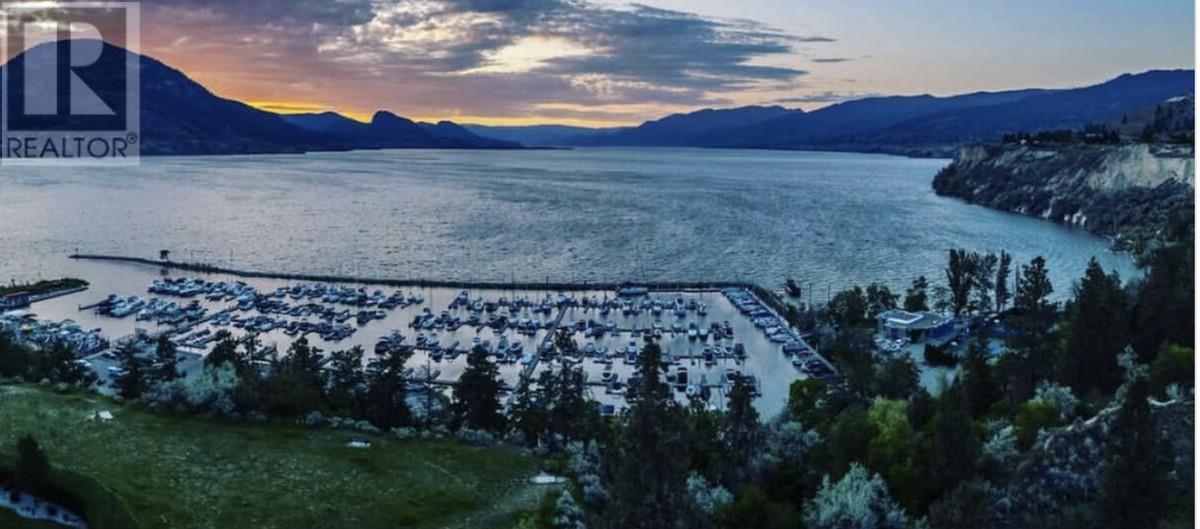 593 Vancouver Avenue, Penticton, British Columbia  V2A 1A4 - Photo 2 - 10340659