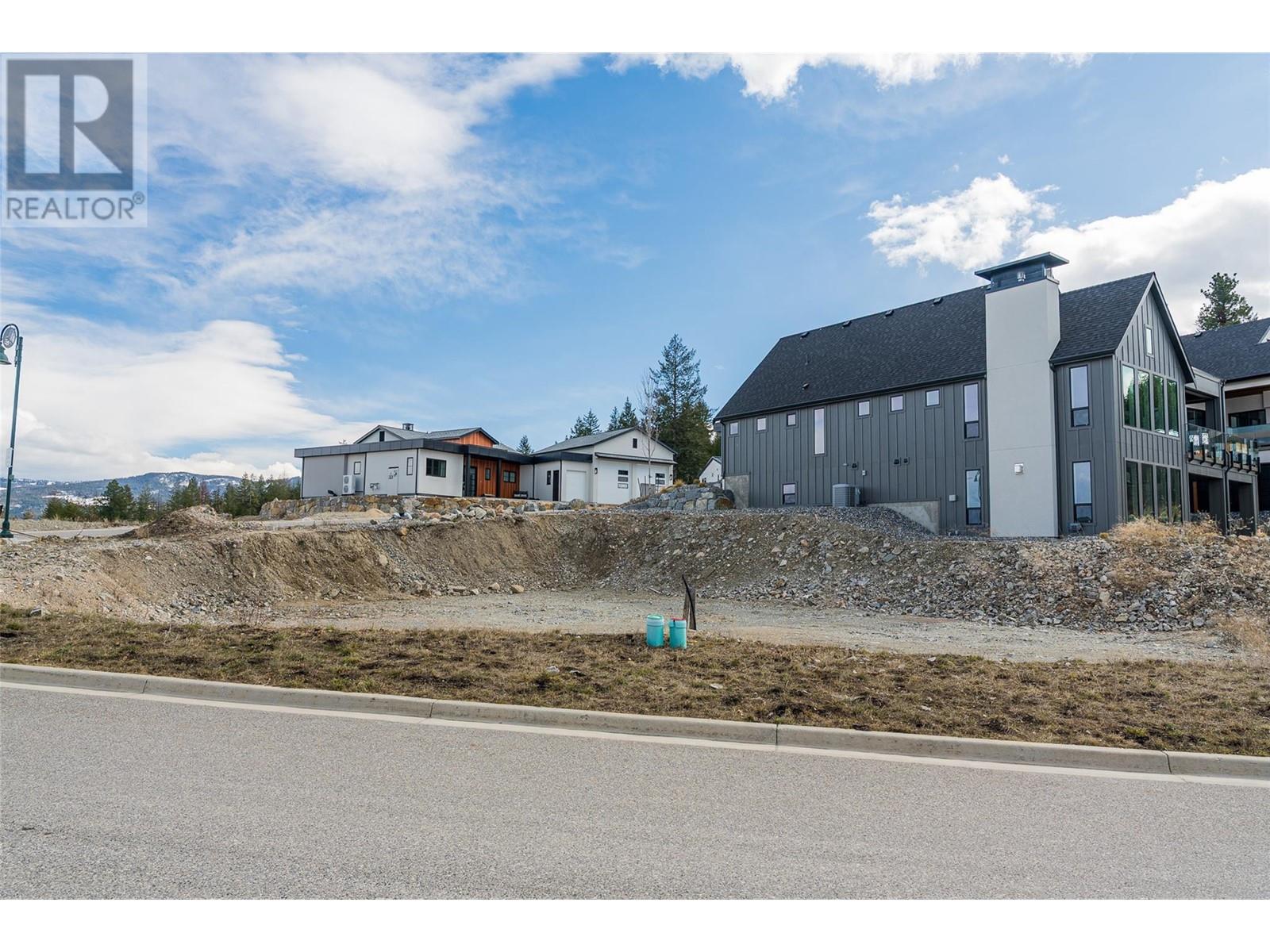 201 Diamond Way, Vernon, British Columbia  V1H 0A2 - Photo 6 - 10340094