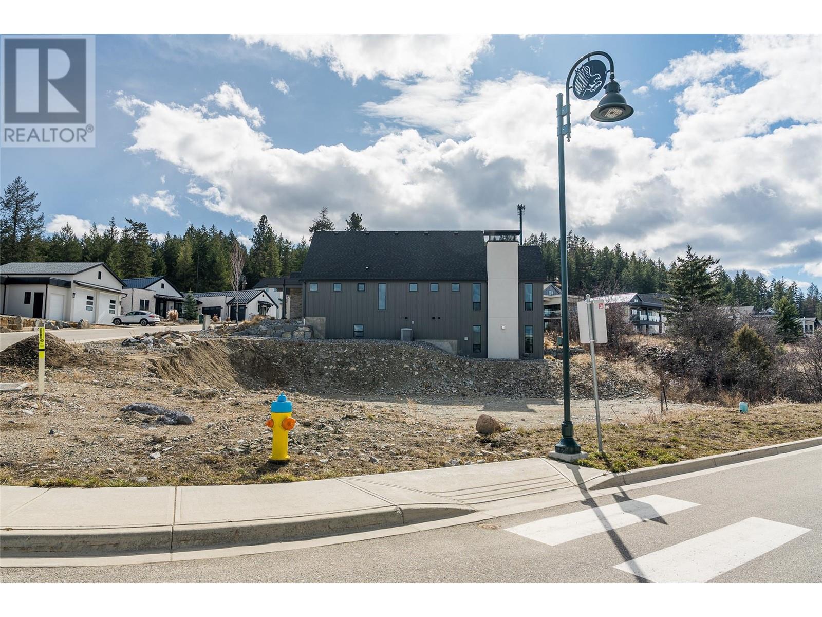 201 Diamond Way, Vernon, British Columbia  V1H 0A2 - Photo 7 - 10340094