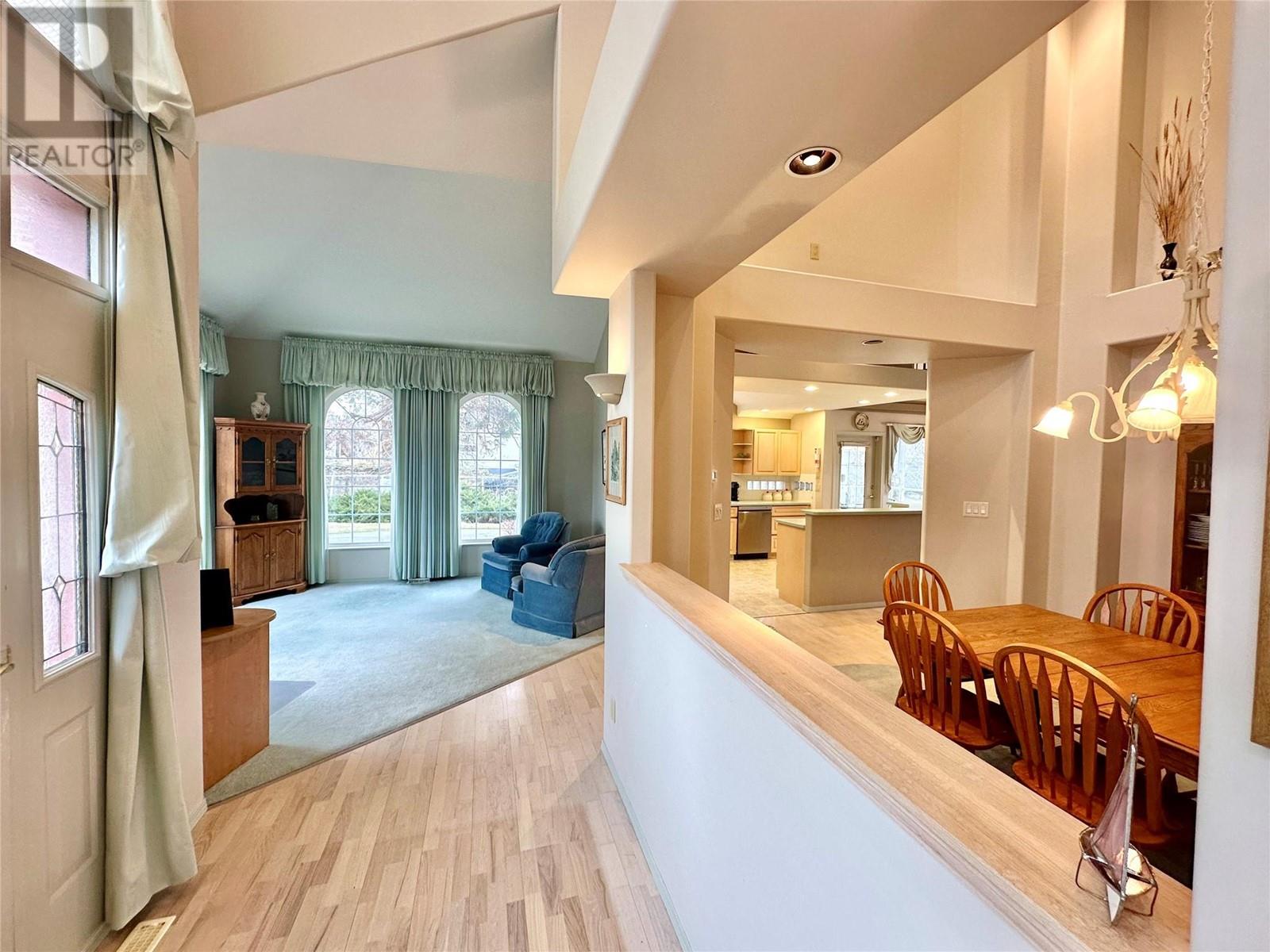 6448 Tucelnuit Drive, Oliver, British Columbia  V0H 1T8 - Photo 10 - 10339920