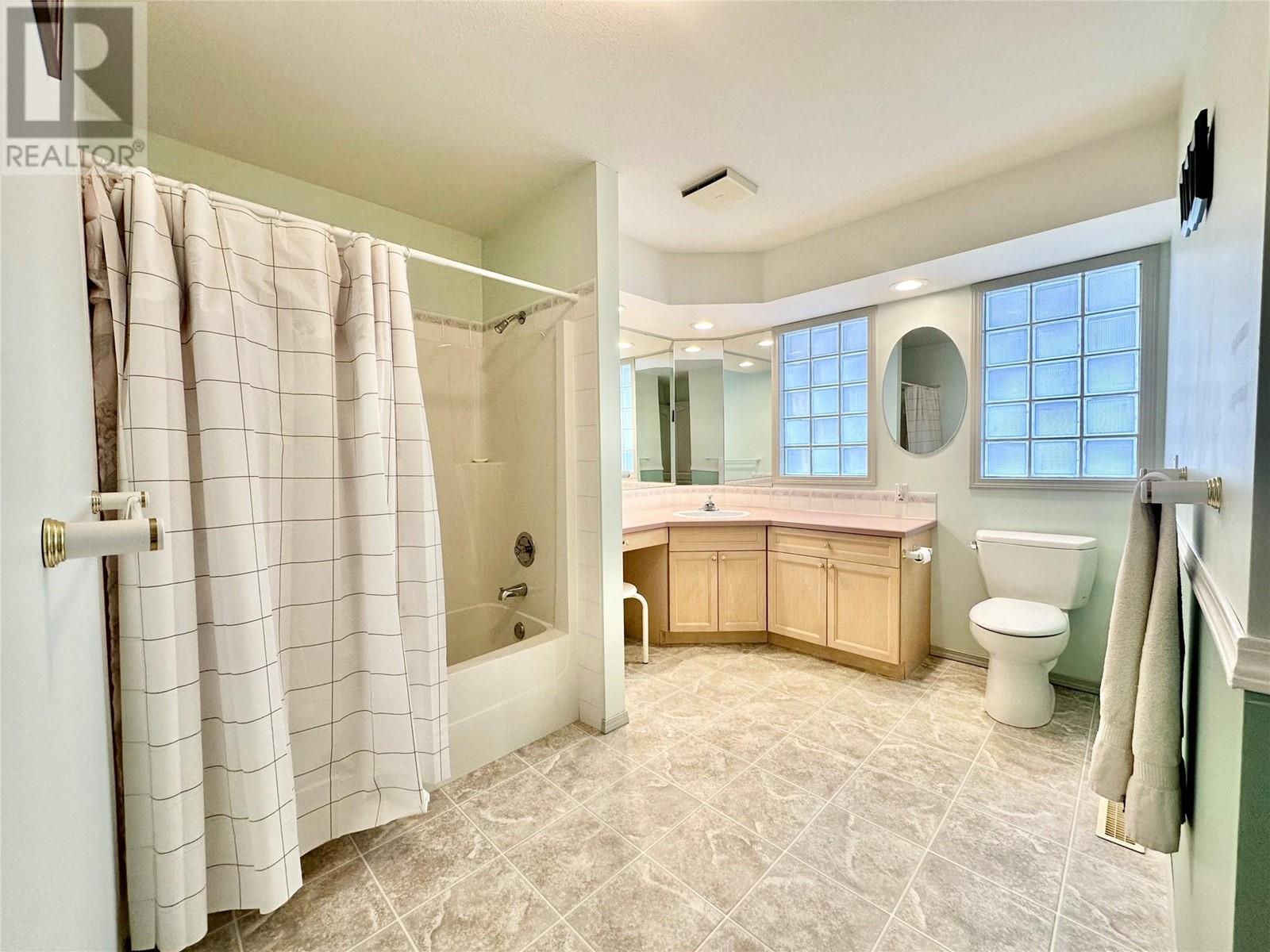 6448 Tucelnuit Drive, Oliver, British Columbia  V0H 1T8 - Photo 35 - 10339920