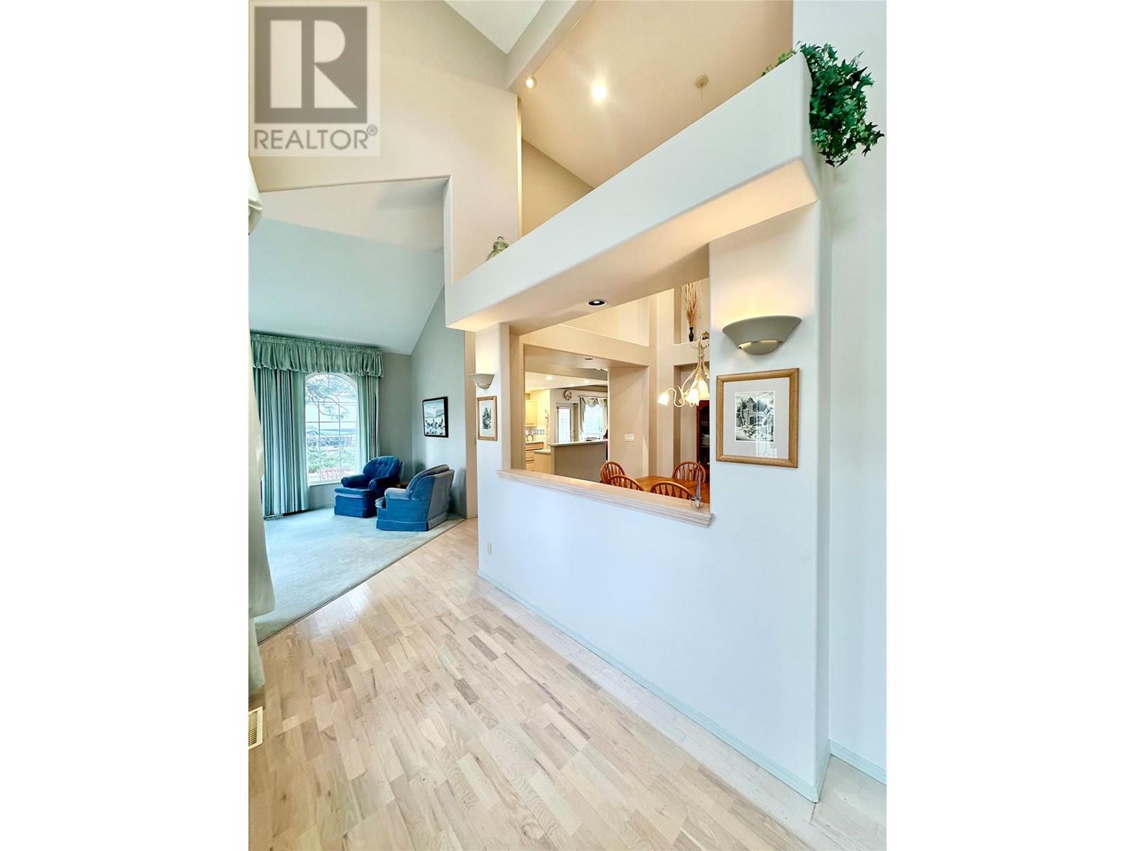 6448 Tucelnuit Drive, Oliver, British Columbia  V0H 1T8 - Photo 6 - 10339920