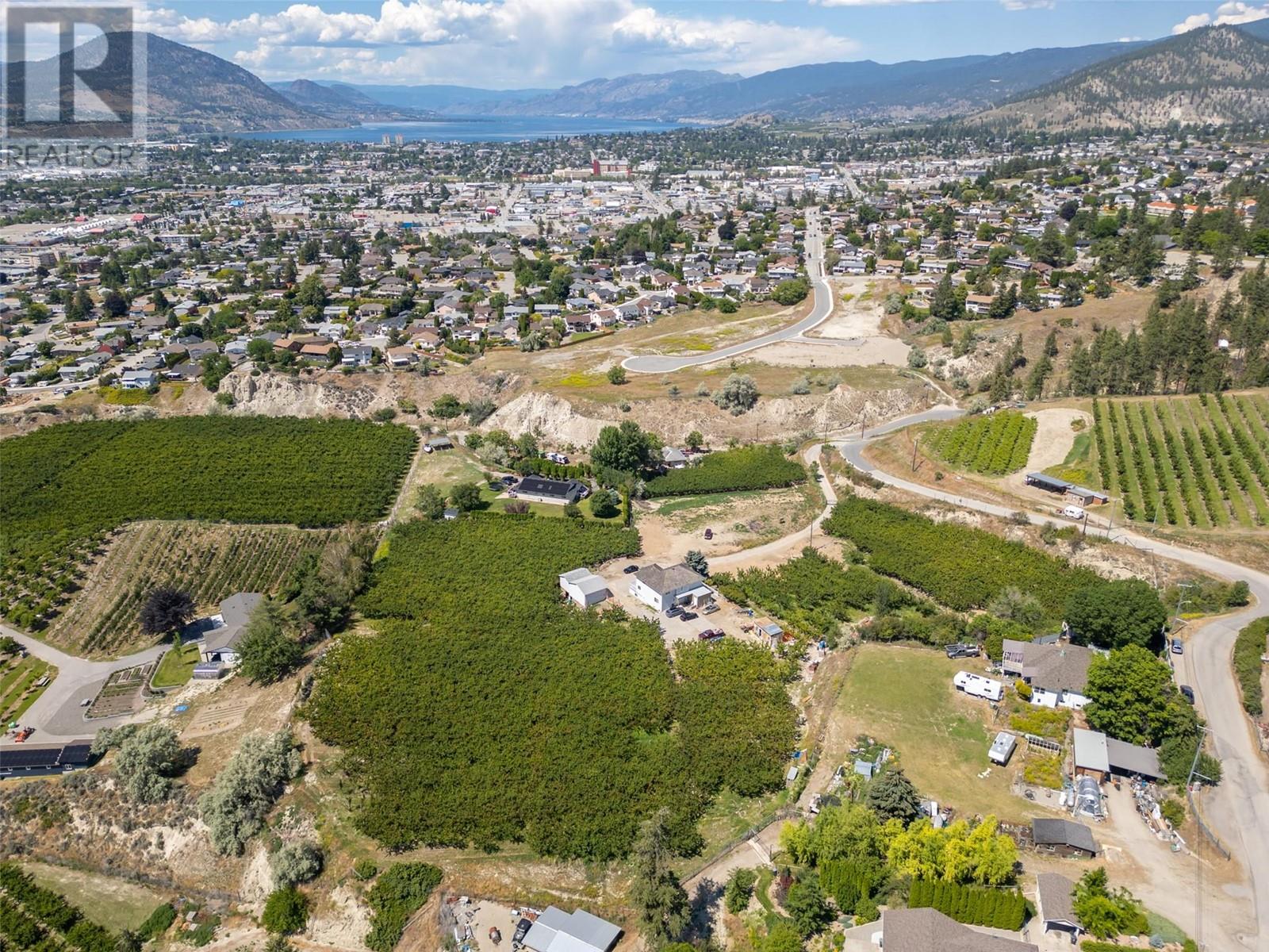 2885 Valleyview Road, Penticton, British Columbia  V2A 8W9 - Photo 4 - 10340733