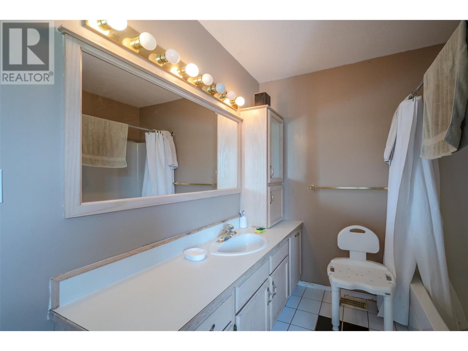 2885 Valleyview Road, Penticton, British Columbia  V2A 8W9 - Photo 47 - 10340733