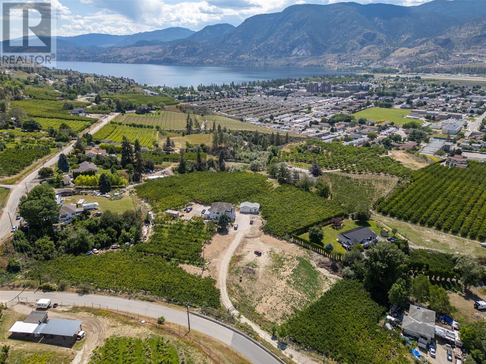 2885 Valleyview Road, Penticton, British Columbia  V2A 8W9 - Photo 8 - 10340733