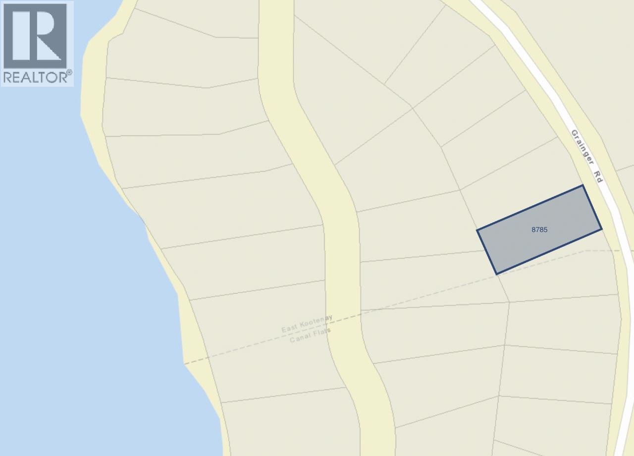 8785 Grainger Road, Canal Flats, British Columbia  V0B 1B0 - Photo 11 - 10340728