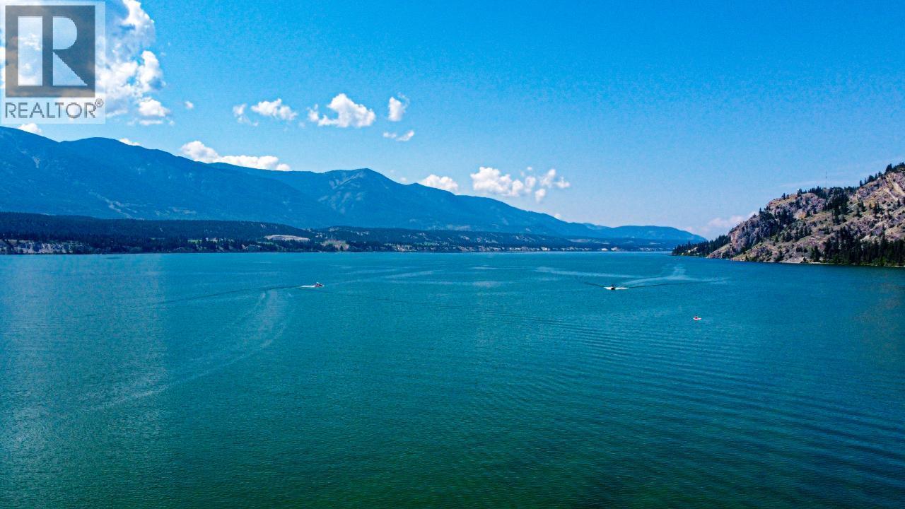 8785 Grainger Road, Canal Flats, British Columbia  V0B 1B0 - Photo 24 - 10340728