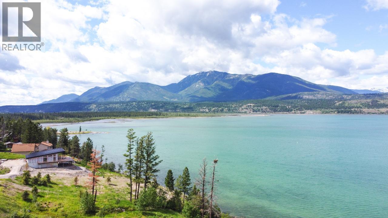 8785 Grainger Road, Canal Flats, British Columbia  V0B 1B0 - Photo 29 - 10340728