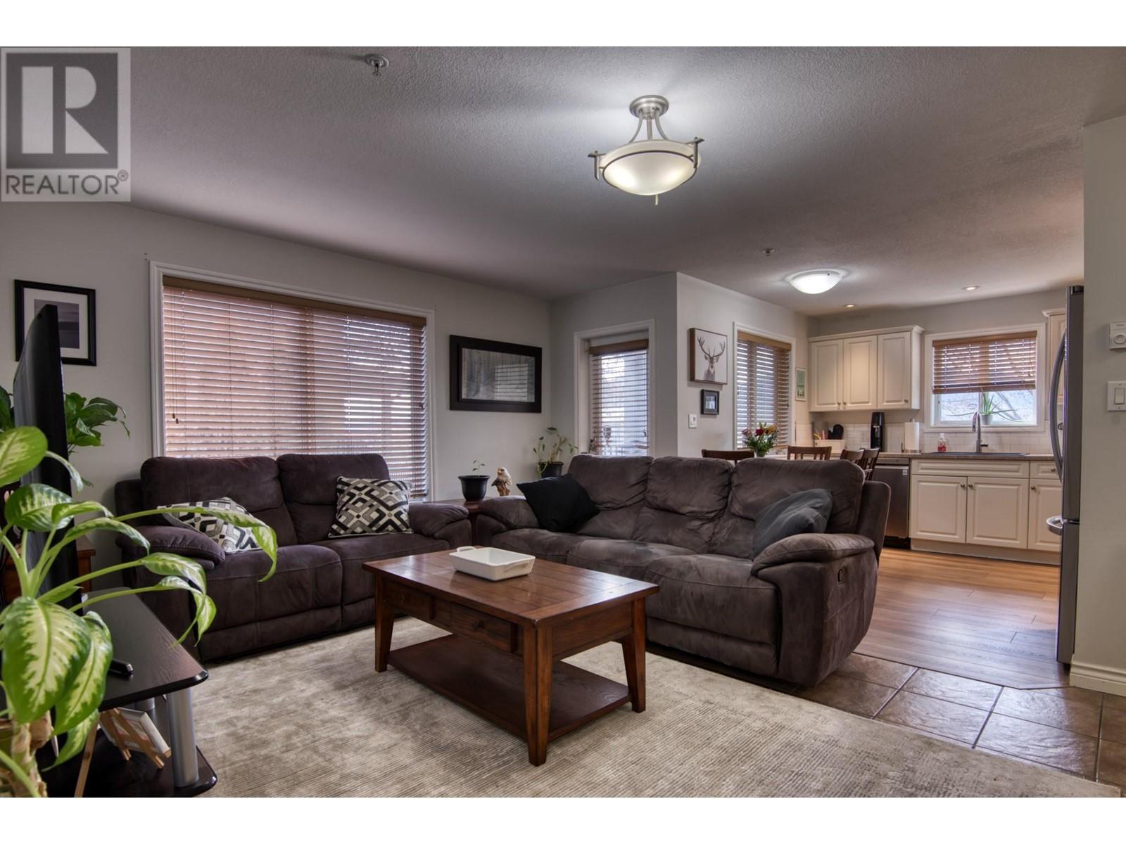 764 Government Street Unit# 102, Penticton, British Columbia  V2A 4T3 - Photo 3 - 10340780